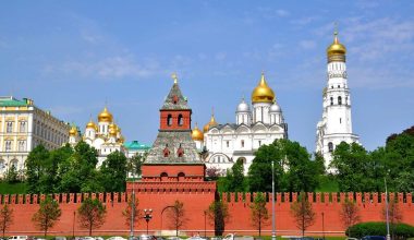 Тайницкая башня Московского Кремля Тайницкая башня Московского Кремля