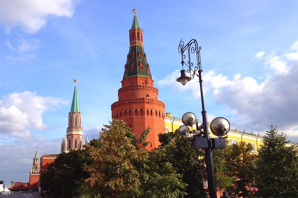 Угловая Арсенальная башня Московского Кремля