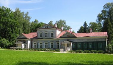 Музей-усадьба Абрамцево – место творческих людей Музей-усадьба Абрамцево – место творческих людей