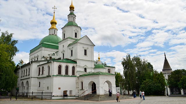 Храмы Серафима Саровского в Москве