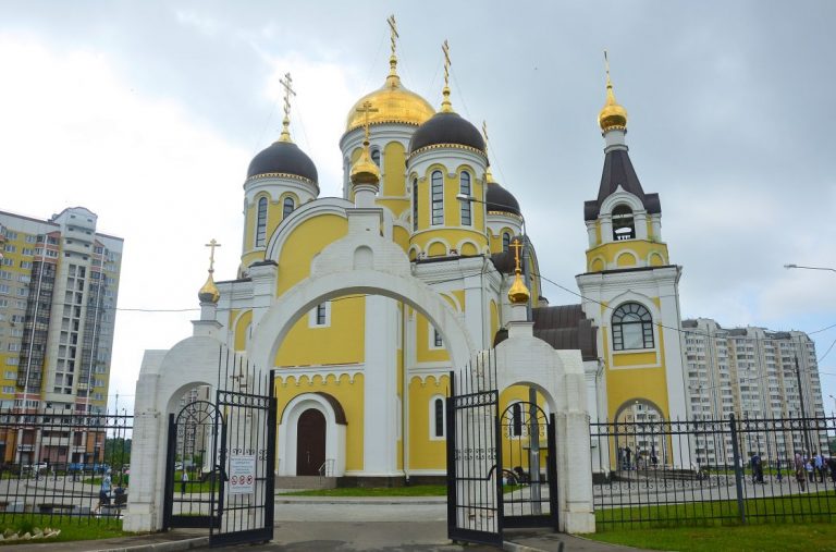Храм в солнцево парке расписание